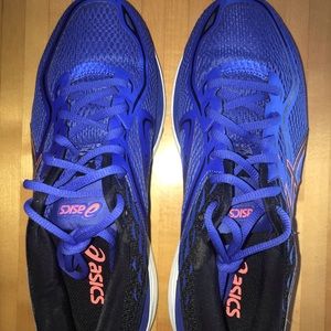 Asics Gel Cumulus Running Shoes